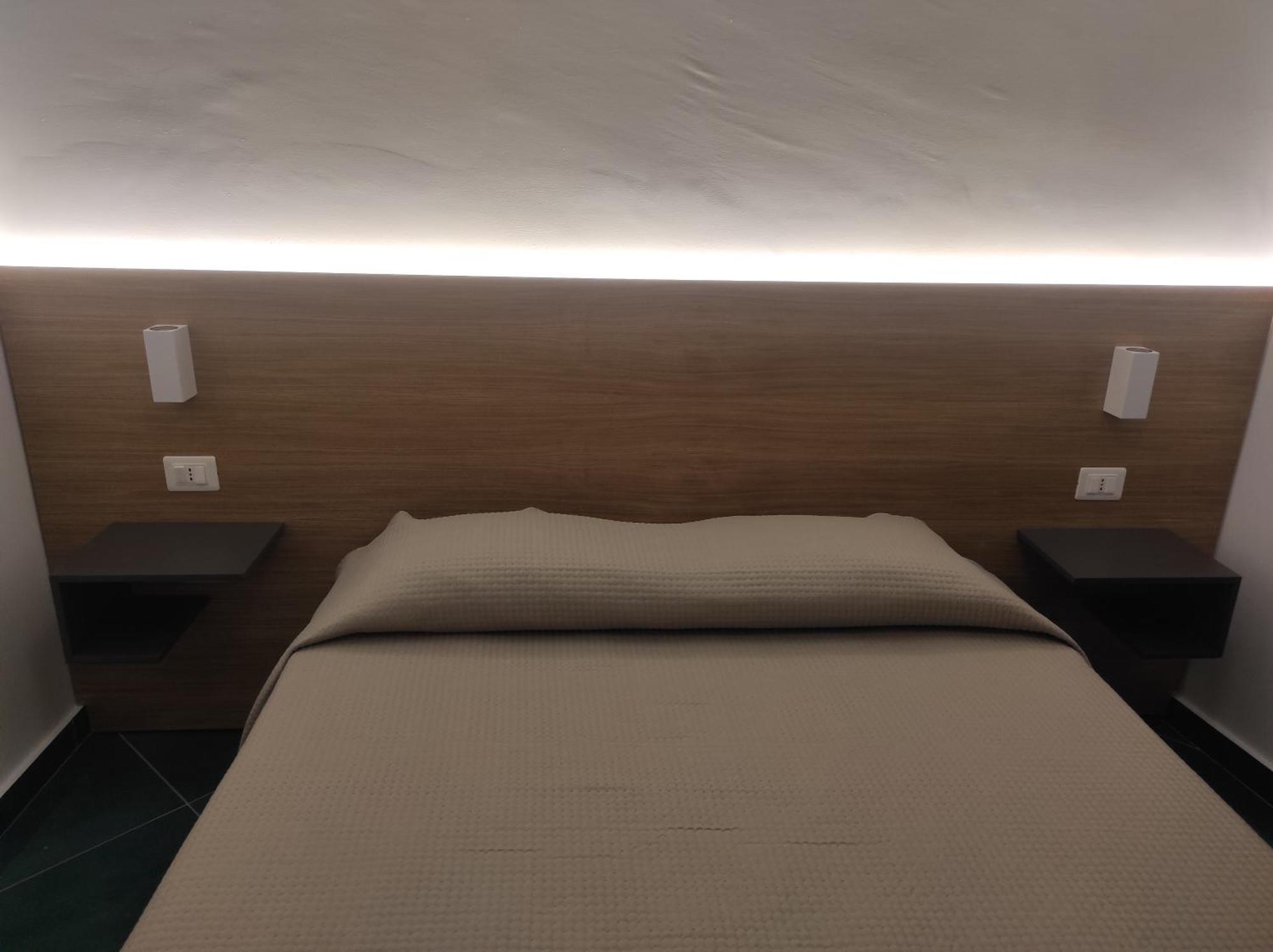 Residenza Porta Romana Тропея Экстерьер фото